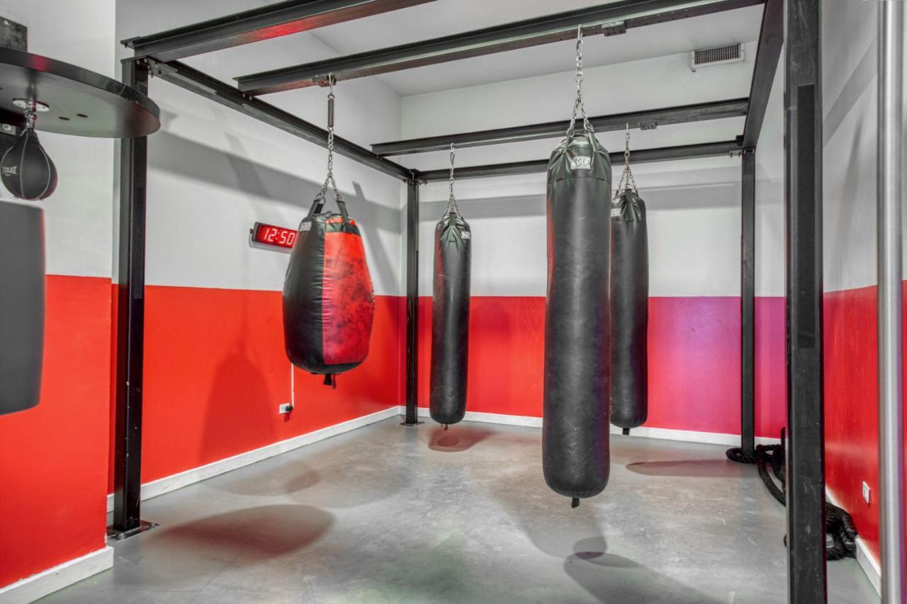 Midtown West 2br W Gym Wd Nr Park Nyc-1313